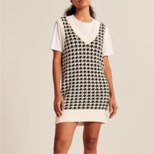 Abercrombie & Fitch Houndstooth Sweater Vest Dress